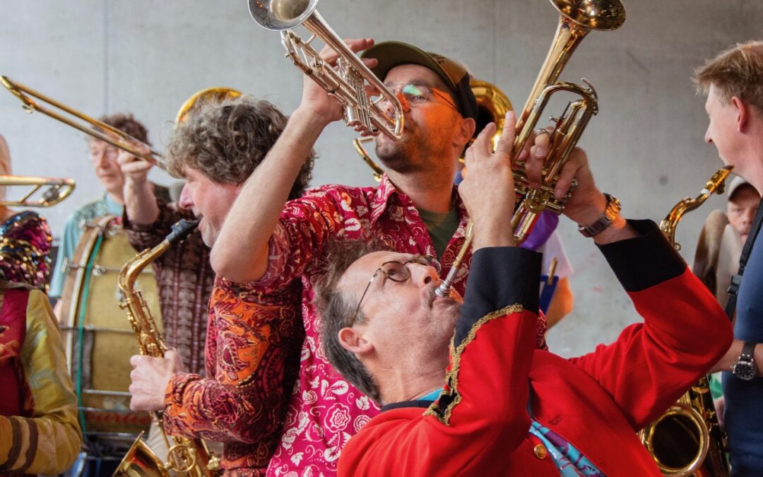 DIE STRASSE GEBLÄSE